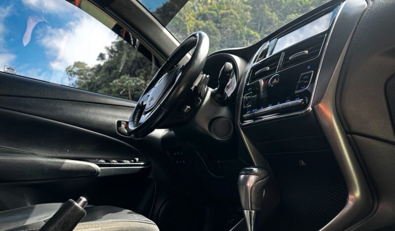 
								YARIS 1.5 16V FLEX XLS CONNECT MULTIDRIVE 2022/2023 full									