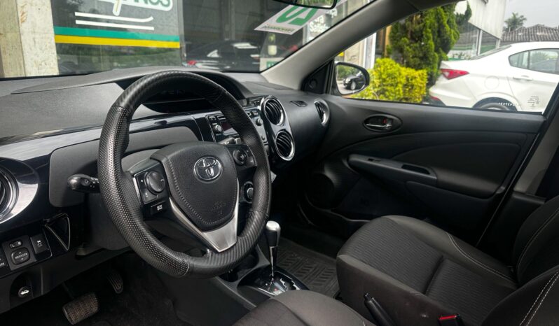 
								ETIOS 1.5X PLUS SEDAN 16V FLEX 4P AUTOMATICO 2019/2020 full									