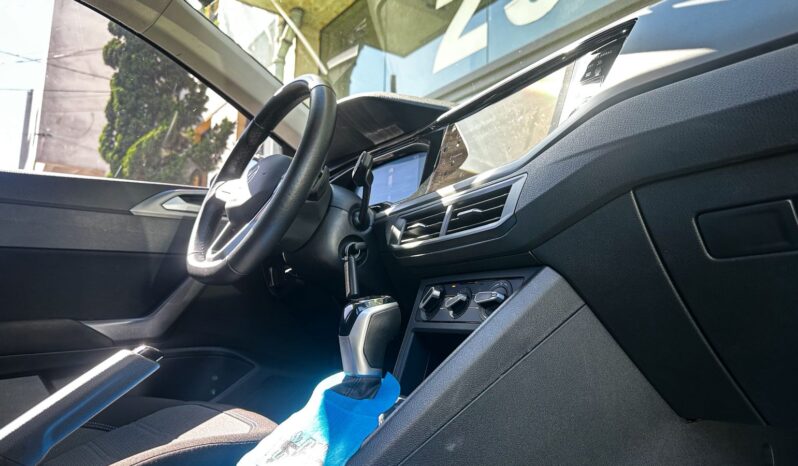 
								NIVUS 1.0 200 TSI TOTAL FLEX COMFORTLINE AUTOMATICO 2024/2024 full									