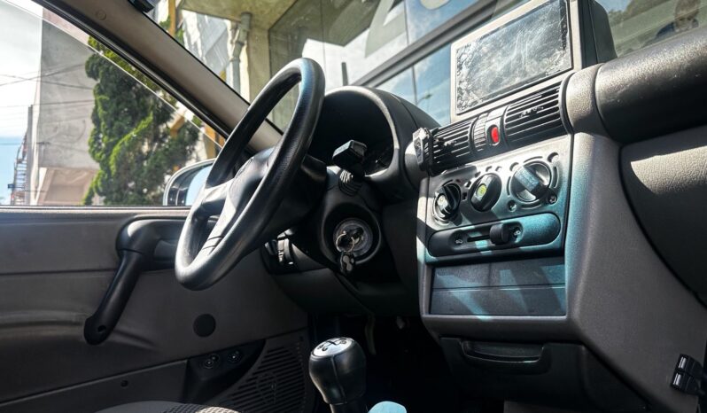 
								CHEVROLET CORSA CLASSIC SPIRIT FLEX 1.0 full									