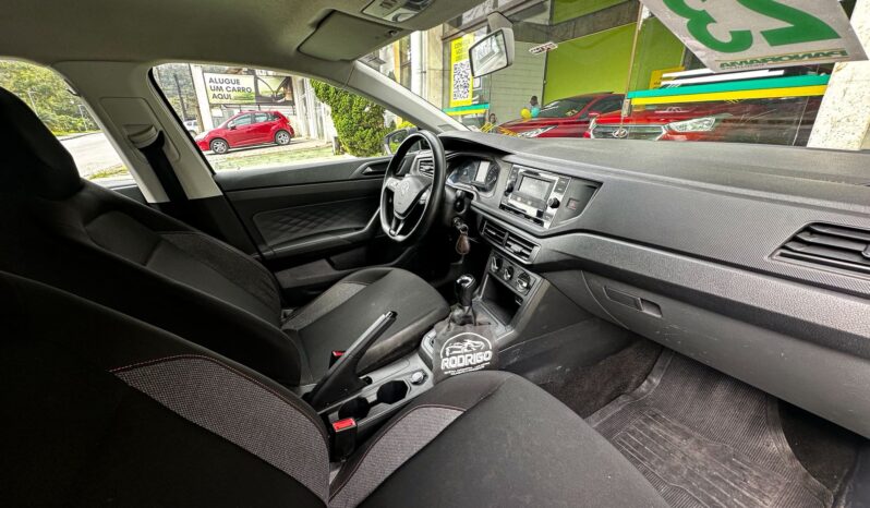 
								VOLKSWAGEN POLO TRACK 1.0 FLEX MANUAL 2023 full									
