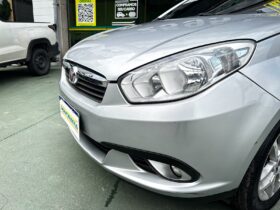 FIAT GRAND SIENA ESSENCE DUALOGIC 1.6 FLEX 2014