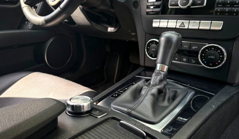 
								MERCEDES-BENZ C180 1.6 CGI SPORT 16V TURBO GASOLINA 4P AUTOMÁTICO 2014 full									