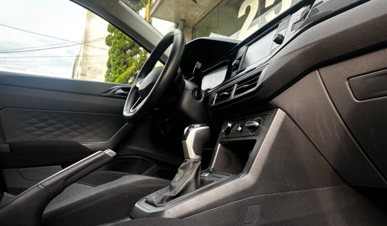 
								VOLKSWAGEN POLO 1.0 170 TSI COMFORTLINE AUTOMÁTICO 2023/2024 full									