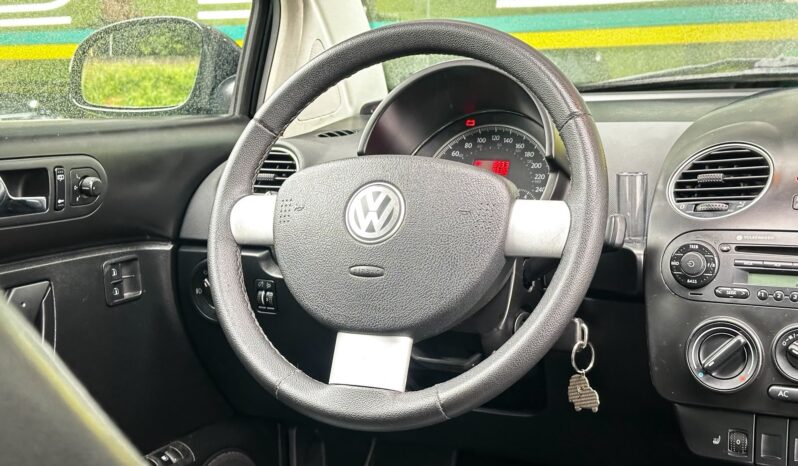 
								VOLKSWAGEN NEW BEETLE 2.0 MI 8V GASOLINA 2P TIPTRONIC 2009 full									
