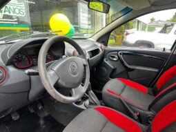 
										RENAULT SANDERO 1.6 SL STEPWAY RIP CURL 16V FLEX 4P MANUAL 2012 full									